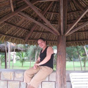 Meet your Posher, Hoàng